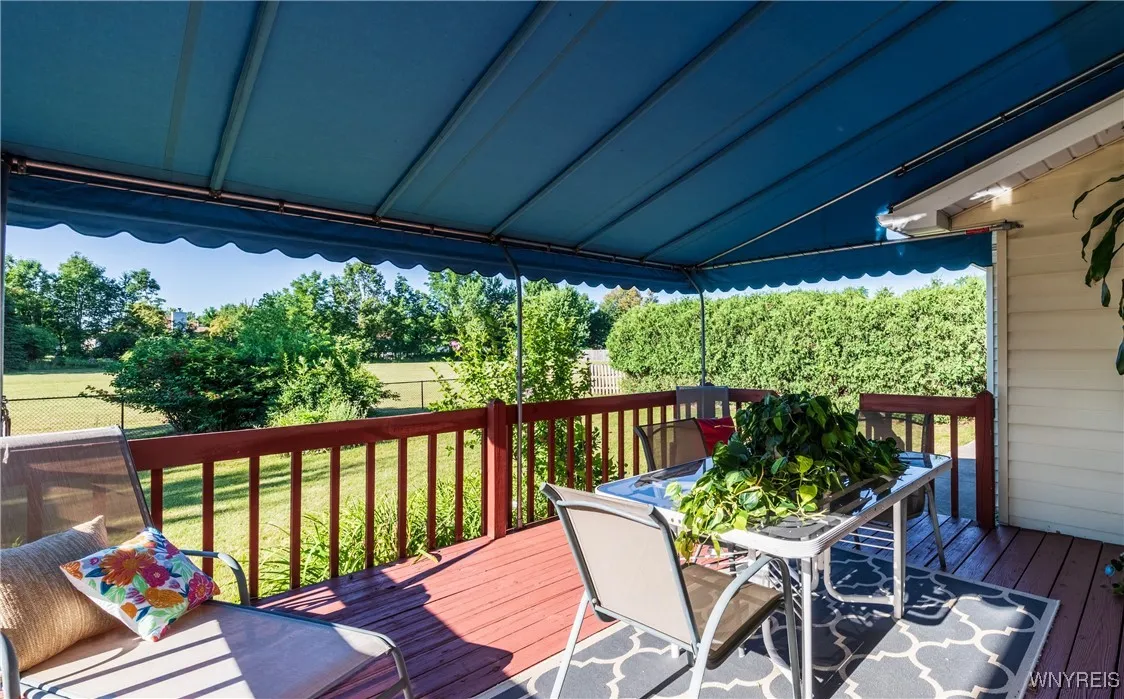 55 Hunt Club Circle, Amherst, New York 14051, Amherst, New York 14051, 4 Bedrooms Bedrooms, 9 Rooms Rooms,2 BathroomsBathrooms,Residential,Closed,55 Hunt Club Circle, Amherst, New York 14051,0,B1619734