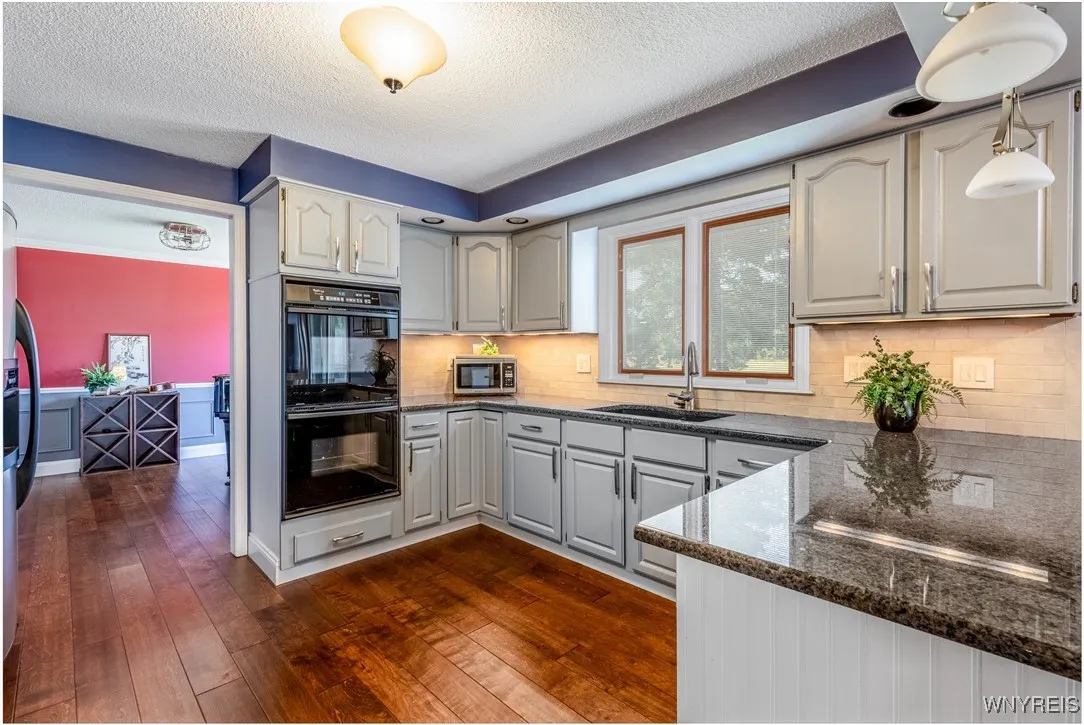 55 Hunt Club Circle, Amherst, New York 14051, Amherst, New York 14051, 4 Bedrooms Bedrooms, 9 Rooms Rooms,2 BathroomsBathrooms,Residential,Closed,55 Hunt Club Circle, Amherst, New York 14051,0,B1619734