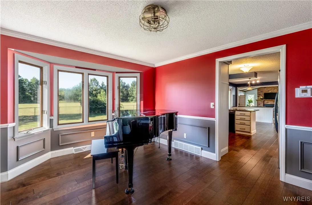 55 Hunt Club Circle, Amherst, New York 14051, Amherst, New York 14051, 4 Bedrooms Bedrooms, 9 Rooms Rooms,2 BathroomsBathrooms,Residential,Closed,55 Hunt Club Circle, Amherst, New York 14051,0,B1619734
