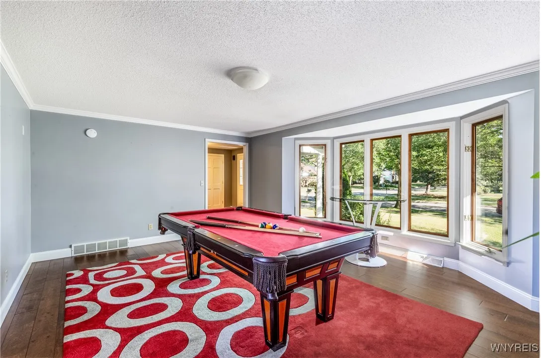 55 Hunt Club Circle, Amherst, New York 14051, Amherst, New York 14051, 4 Bedrooms Bedrooms, 9 Rooms Rooms,2 BathroomsBathrooms,Residential,Closed,55 Hunt Club Circle, Amherst, New York 14051,0,B1619734