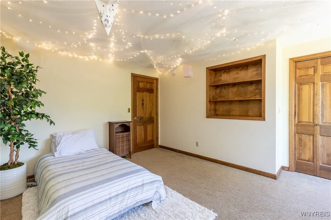 55 Hunt Club Circle, Amherst, New York 14051, Amherst, New York 14051, 4 Bedrooms Bedrooms, 9 Rooms Rooms,2 BathroomsBathrooms,Residential,Closed,55 Hunt Club Circle, Amherst, New York 14051,0,B1619734