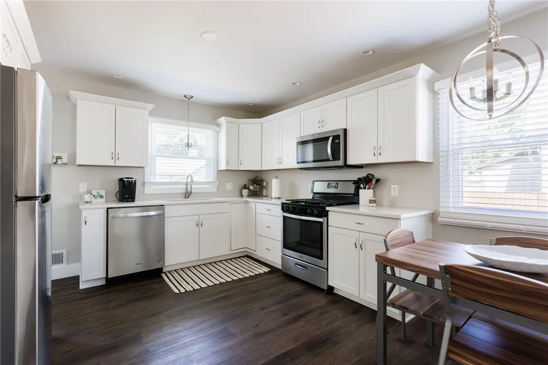 182 Birchwood Drive, Irondequoit, New York 14622, Irondequoit, New York 14622, 3 Bedrooms Bedrooms, 6 Rooms Rooms,1 BathroomBathrooms,Residential,Closed,182 Birchwood Drive, Irondequoit, New York 14622,0,R1624197