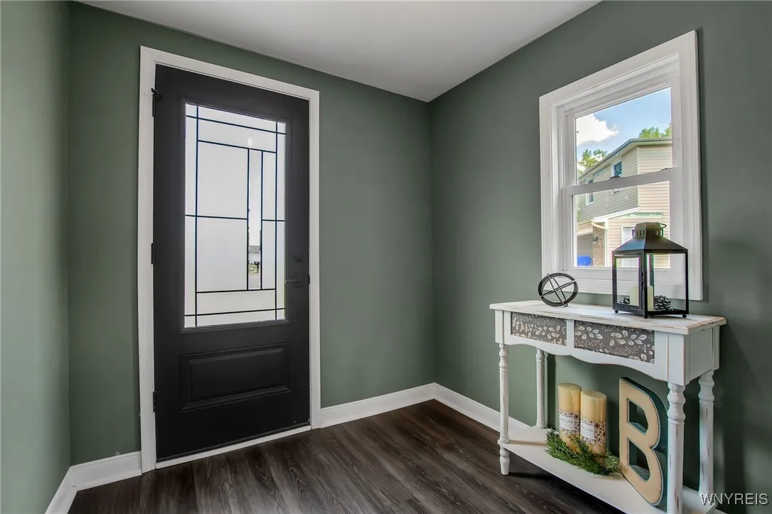33 Windtree Lane, West Seneca, New York 14224, West Seneca, New York 14224, 3 Bedrooms Bedrooms, 7 Rooms Rooms,1 BathroomBathrooms,Residential,Closed,33 Windtree Lane, West Seneca, New York 14224,0,B1624684