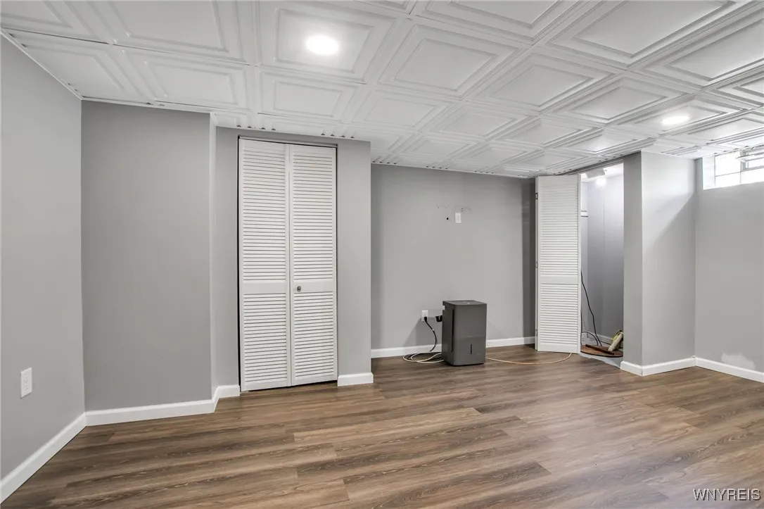 33 Windtree Lane, West Seneca, New York 14224, West Seneca, New York 14224, 3 Bedrooms Bedrooms, 7 Rooms Rooms,1 BathroomBathrooms,Residential,Closed,33 Windtree Lane, West Seneca, New York 14224,0,B1624684