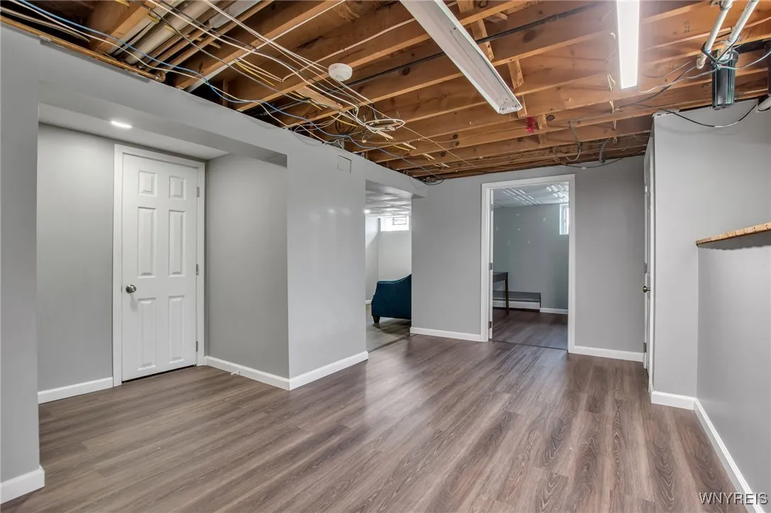 33 Windtree Lane, West Seneca, New York 14224, West Seneca, New York 14224, 3 Bedrooms Bedrooms, 7 Rooms Rooms,1 BathroomBathrooms,Residential,Closed,33 Windtree Lane, West Seneca, New York 14224,0,B1624684