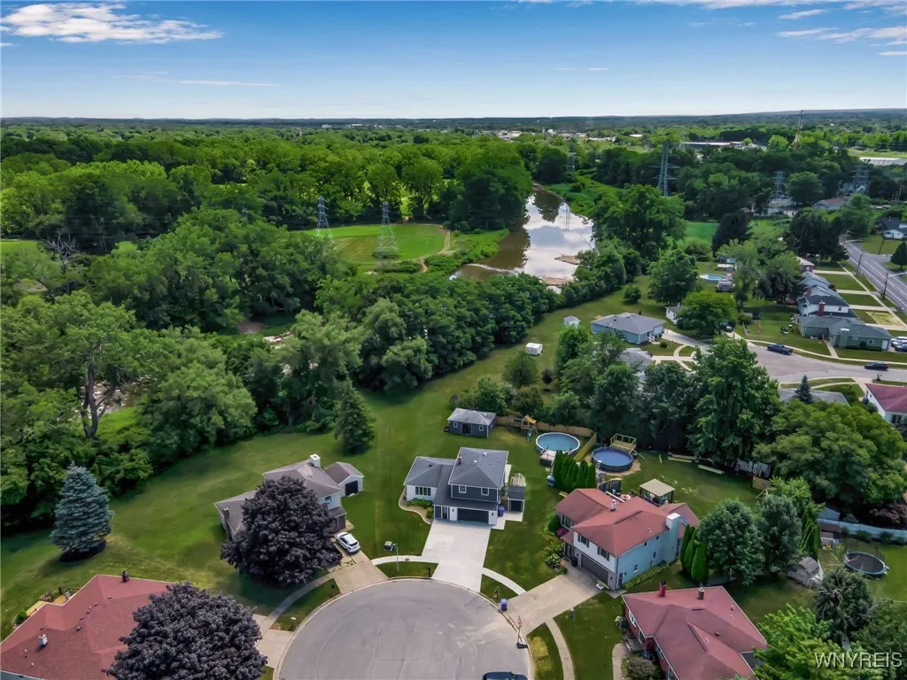 33 Windtree Lane, West Seneca, New York 14224, West Seneca, New York 14224, 3 Bedrooms Bedrooms, 7 Rooms Rooms,1 BathroomBathrooms,Residential,Closed,33 Windtree Lane, West Seneca, New York 14224,0,B1624684