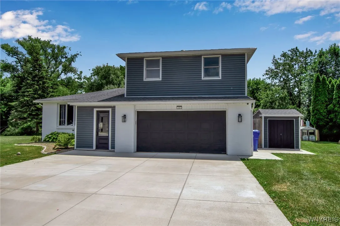33 Windtree Lane, West Seneca, New York 14224, West Seneca, New York 14224, 3 Bedrooms Bedrooms, 7 Rooms Rooms,1 BathroomBathrooms,Residential,Closed,33 Windtree Lane, West Seneca, New York 14224,0,B1624684