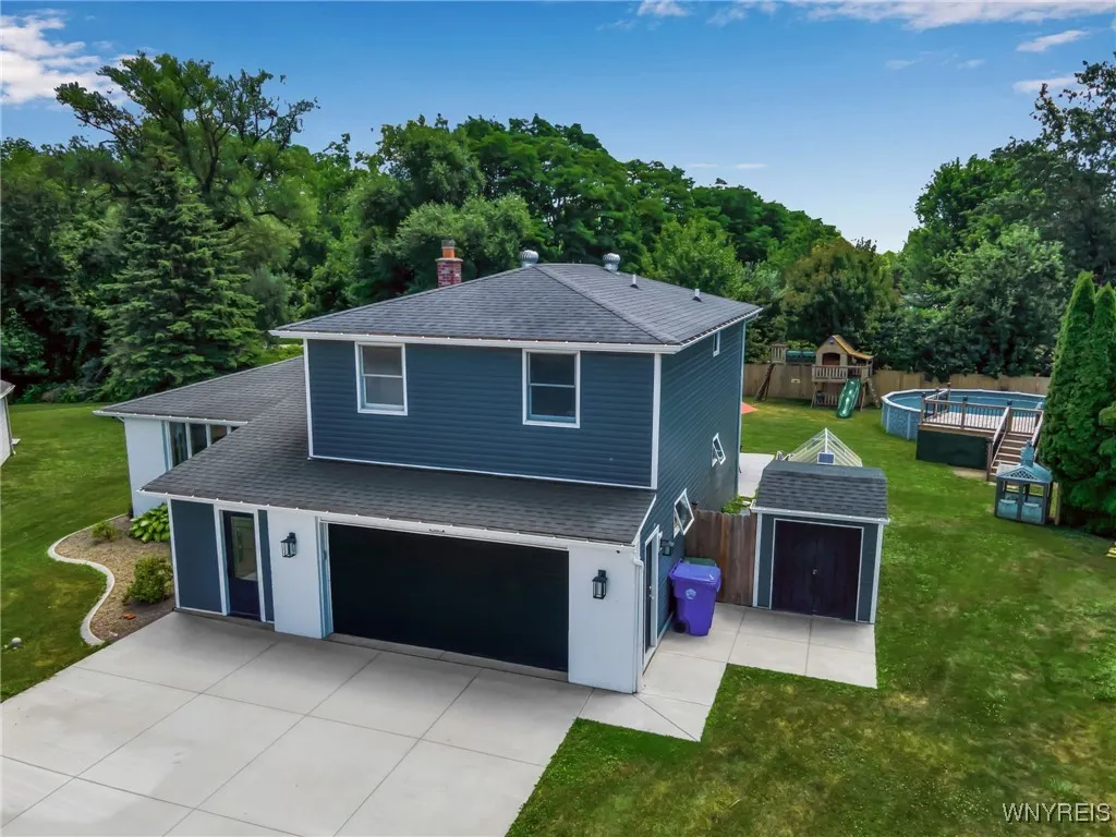 33 Windtree Lane, West Seneca, New York 14224, West Seneca, New York 14224, 3 Bedrooms Bedrooms, 7 Rooms Rooms,1 BathroomBathrooms,Residential,Closed,33 Windtree Lane, West Seneca, New York 14224,0,B1624684