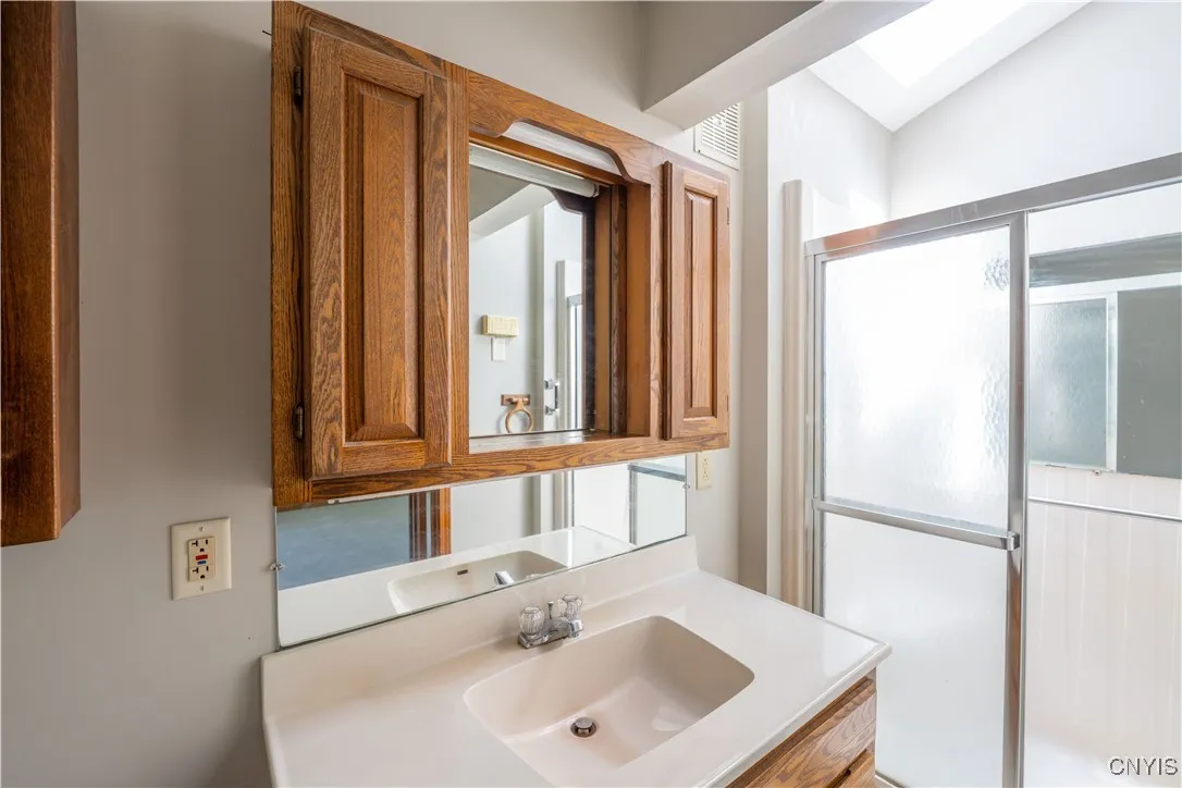8686 Maple Lane, Lee, New York 13363, Lee, New York 13363, 3 Bedrooms Bedrooms, 7 Rooms Rooms,2 BathroomsBathrooms,Residential Lease,For Rent,8686 Maple Lane, Lee, New York 13363,S1624768