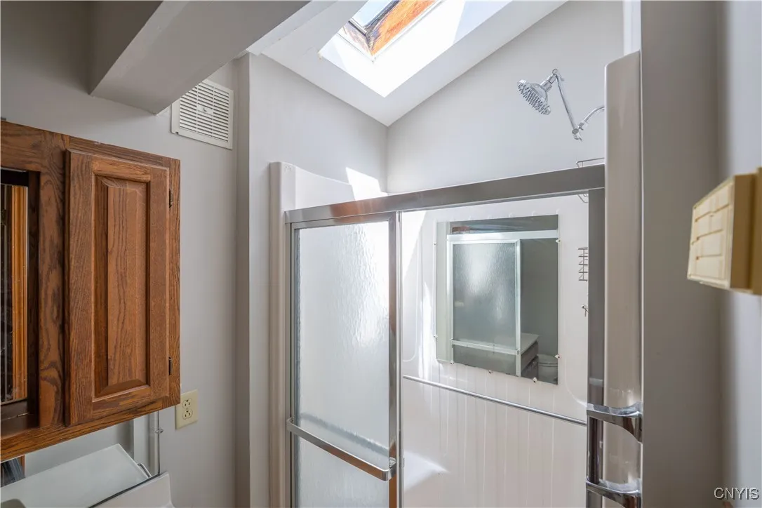 8686 Maple Lane, Lee, New York 13363, Lee, New York 13363, 3 Bedrooms Bedrooms, 7 Rooms Rooms,2 BathroomsBathrooms,Residential Lease,For Rent,8686 Maple Lane, Lee, New York 13363,S1624768