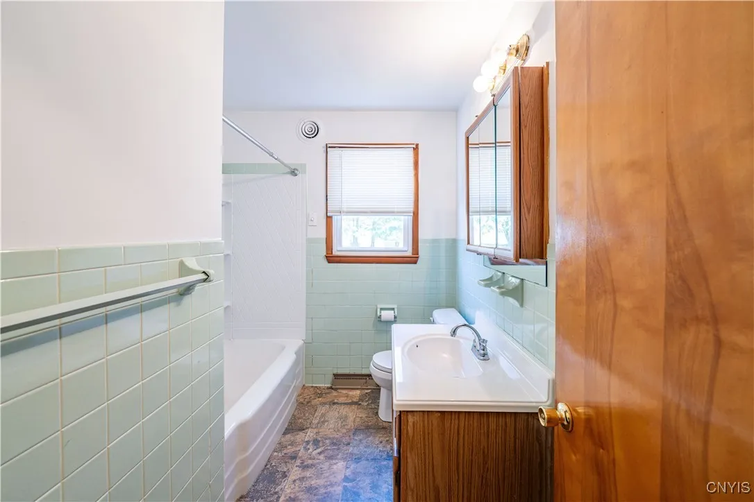 8686 Maple Lane, Lee, New York 13363, Lee, New York 13363, 3 Bedrooms Bedrooms, 7 Rooms Rooms,2 BathroomsBathrooms,Residential Lease,For Rent,8686 Maple Lane, Lee, New York 13363,S1624768