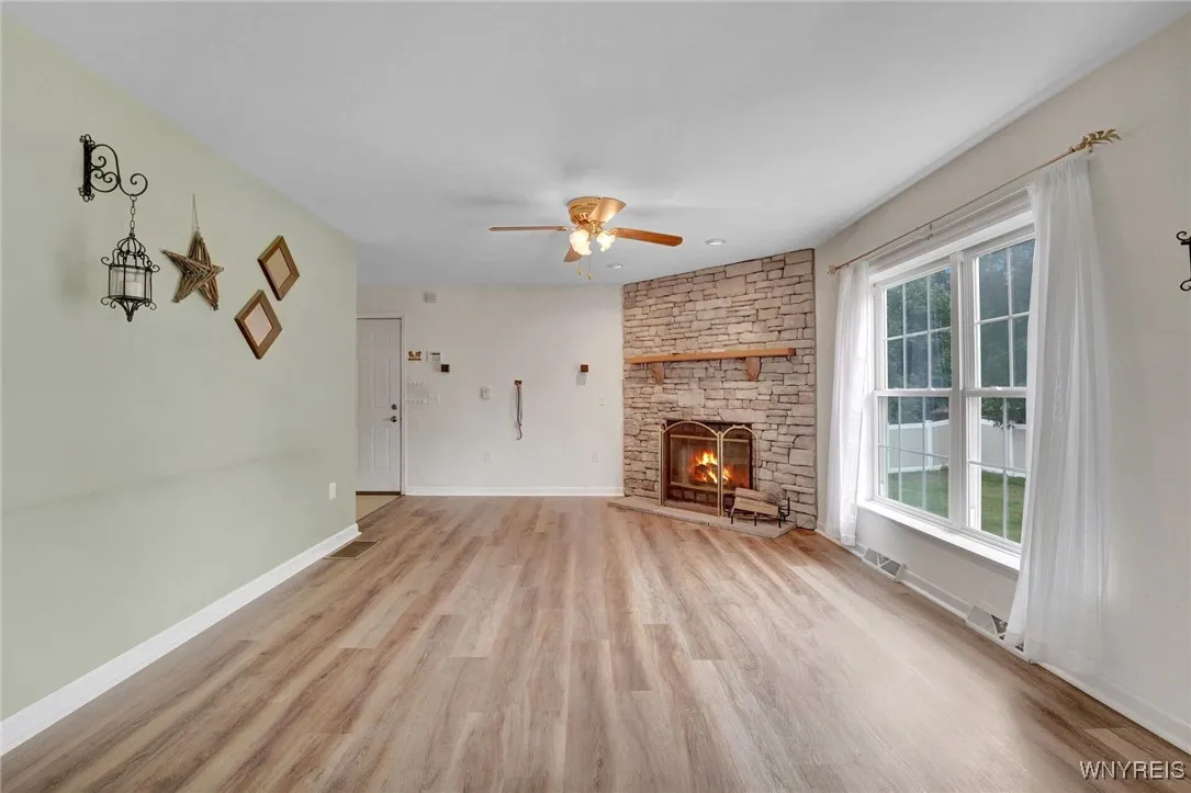 40 Washington Avenue, Orchard Park, New York 14127, Orchard Park, New York 14127, 3 Bedrooms Bedrooms, 7 Rooms Rooms,3 BathroomsBathrooms,Residential,For Sale,40 Washington Avenue, Orchard Park, New York 14127,B1618990