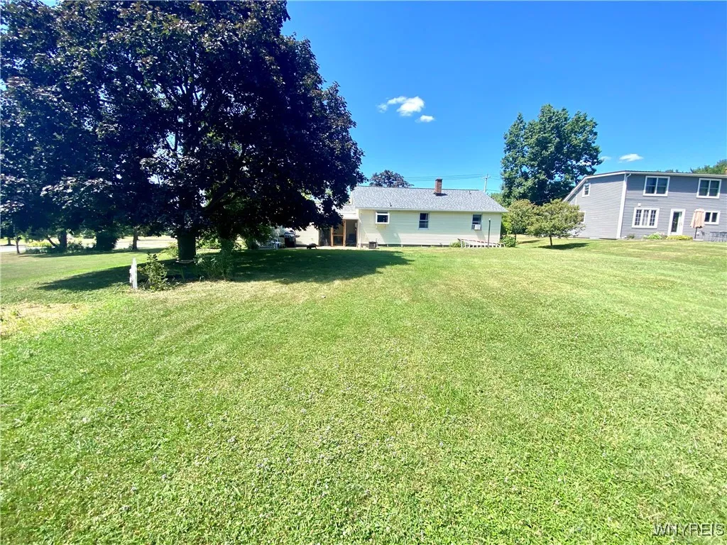 3693 Eckhardt Road, Eden, New York 14075, Eden, New York 14075, 3 Bedrooms Bedrooms, 7 Rooms Rooms,1 BathroomBathrooms,Residential,Closed,3693 Eckhardt Road, Eden, New York 14075,0,B1624823