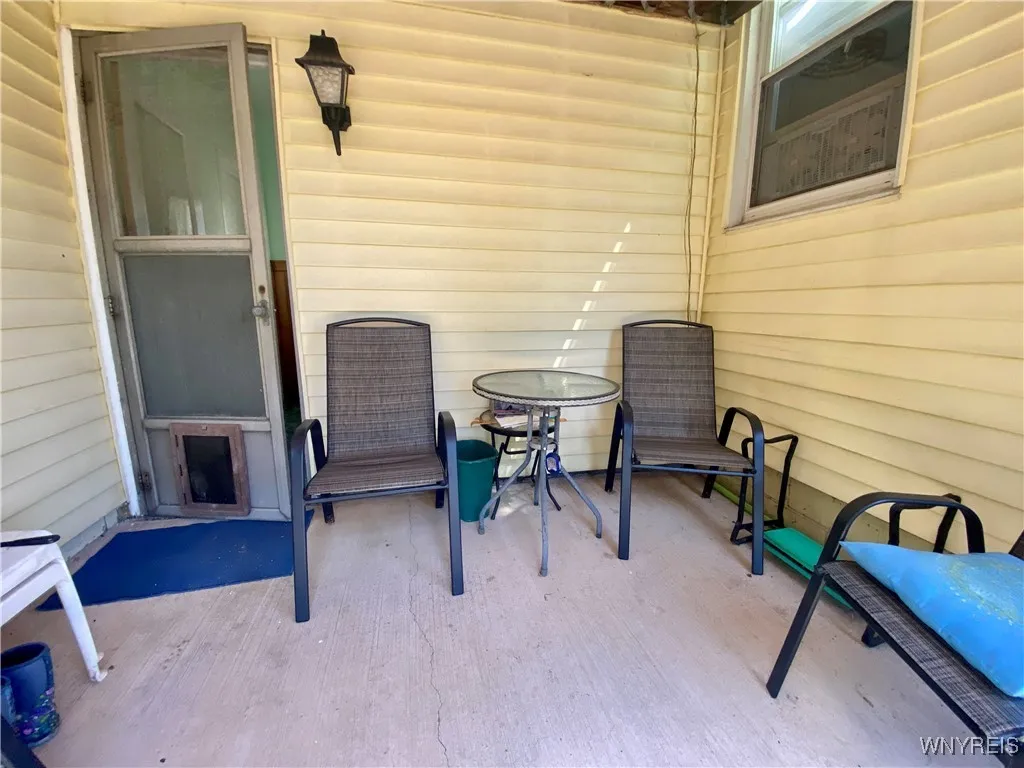 3693 Eckhardt Road, Eden, New York 14075, Eden, New York 14075, 3 Bedrooms Bedrooms, 7 Rooms Rooms,1 BathroomBathrooms,Residential,Closed,3693 Eckhardt Road, Eden, New York 14075,0,B1624823