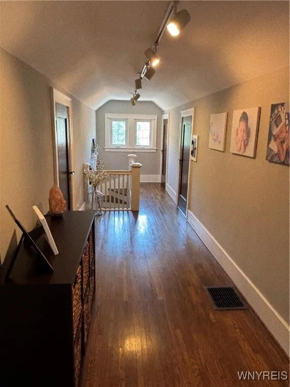 89 Norwood Avenue, Hamburg, New York 14075, Hamburg, New York 14075, 4 Bedrooms Bedrooms, 7 Rooms Rooms,1 BathroomBathrooms,Residential,For Sale,89 Norwood Avenue, Hamburg, New York 14075,B1624759