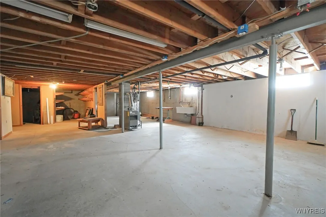 51 Marywood Drive, Cheektowaga, New York 14043, Cheektowaga, New York 14043, 3 Bedrooms Bedrooms, 7 Rooms Rooms,1 BathroomBathrooms,Residential,For Sale,51 Marywood Drive, Cheektowaga, New York 14043,0,B1624648