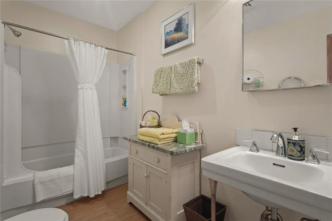 193 Main Street, Andes, New York 13731, Andes, New York 13731, 6 Bedrooms Bedrooms, ,3 BathroomsBathrooms,Residential,For Sale,193 Main Street, Andes, New York 13731,R1624857