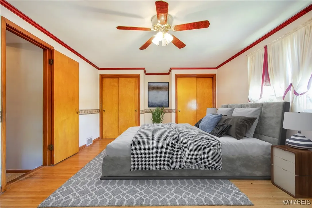 main bedroom(virtually staged)