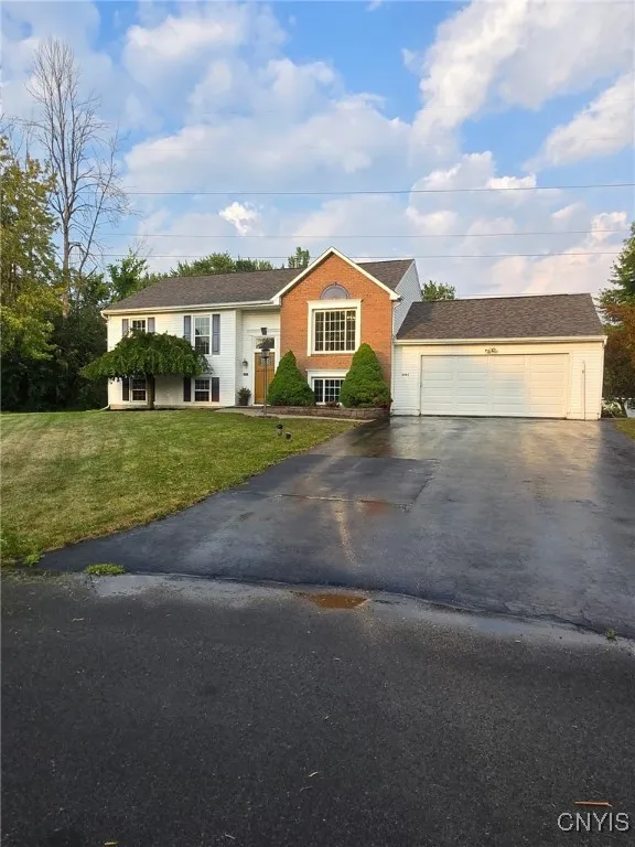 6063 Owlwood Drive, Cicero, New York 13039, Cicero, New York 13039, 4 Bedrooms Bedrooms, 8 Rooms Rooms,2 BathroomsBathrooms,Residential,Closed,6063 Owlwood Drive, Cicero, New York 13039,0,S1623220