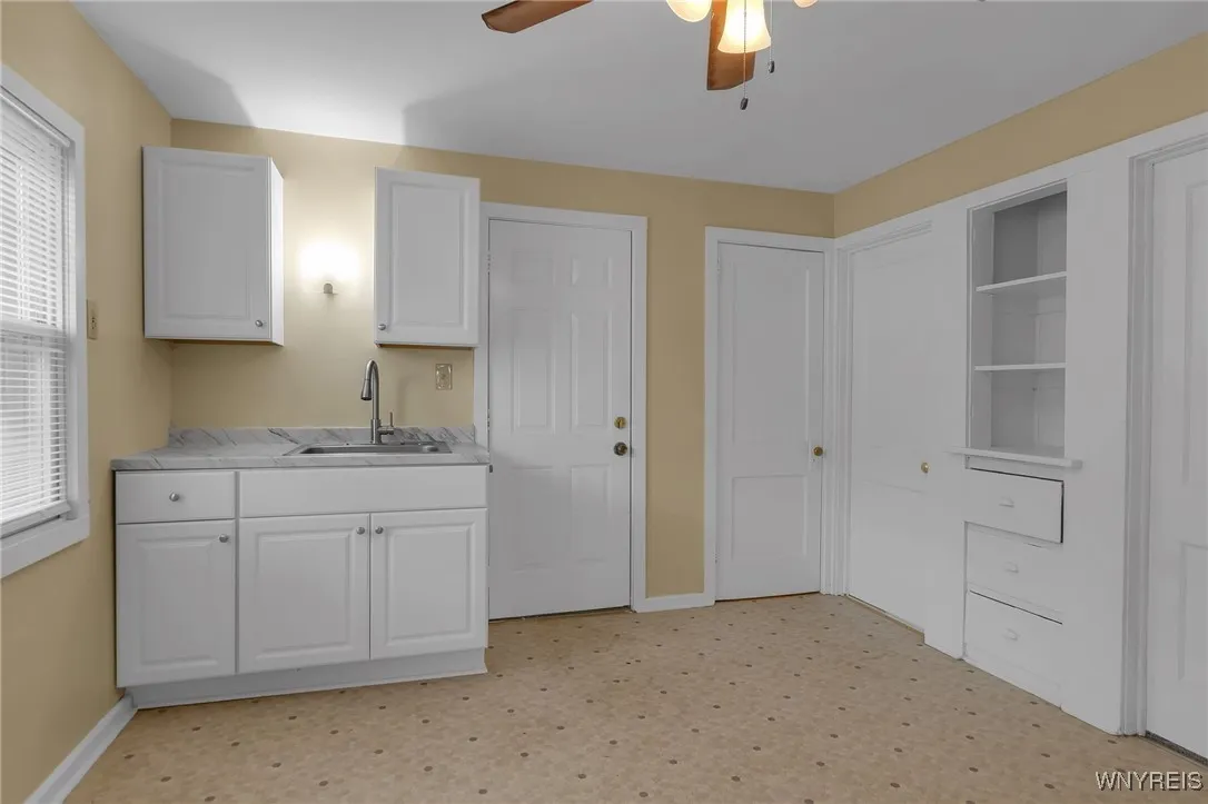 124 Hawley Street, Buffalo, New York 14213, Buffalo, New York 14213, 6 Bedrooms Bedrooms, ,2 BathroomsBathrooms,Residential,For Sale,124 Hawley Street, Buffalo, New York 14213,B1623456