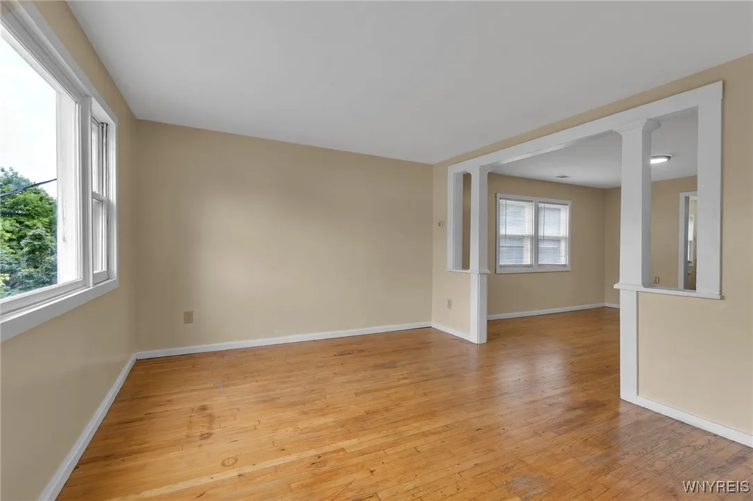 124 Hawley Street, Buffalo, New York 14213, Buffalo, New York 14213, 6 Bedrooms Bedrooms, ,2 BathroomsBathrooms,Residential,For Sale,124 Hawley Street, Buffalo, New York 14213,B1623456