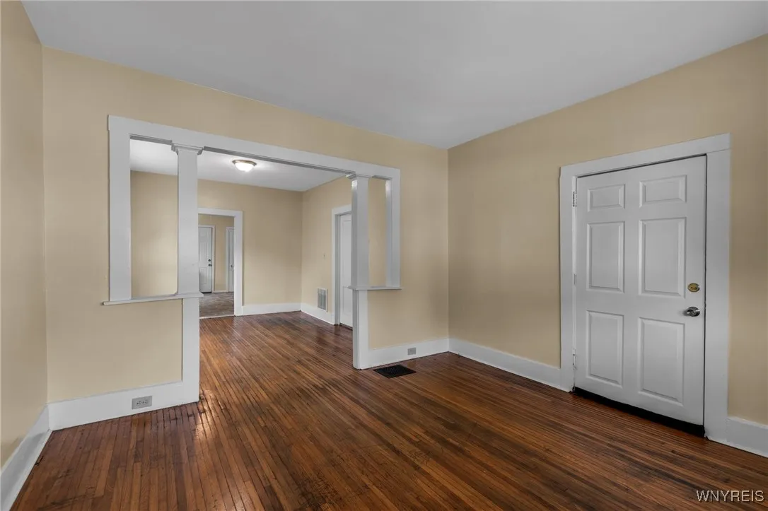 124 Hawley Street, Buffalo, New York 14213, Buffalo, New York 14213, 6 Bedrooms Bedrooms, ,2 BathroomsBathrooms,Residential,For Sale,124 Hawley Street, Buffalo, New York 14213,B1623456