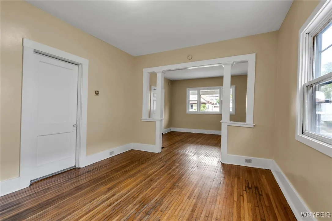 124 Hawley Street, Buffalo, New York 14213, Buffalo, New York 14213, 6 Bedrooms Bedrooms, ,2 BathroomsBathrooms,Residential,For Sale,124 Hawley Street, Buffalo, New York 14213,B1623456