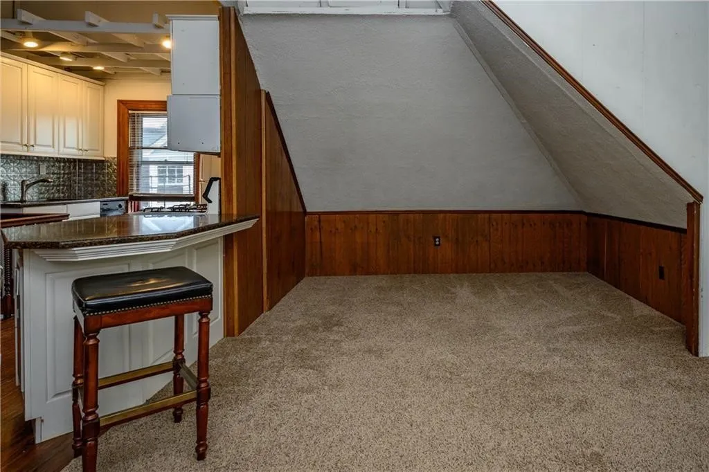 103 Argyle Street, Rochester, New York 14607, Rochester, New York 14607, 2 Bedrooms Bedrooms, 5 Rooms Rooms,1 BathroomBathrooms,Residential Lease,For Rent,103 Argyle Street, Rochester, New York 14607,R1624913