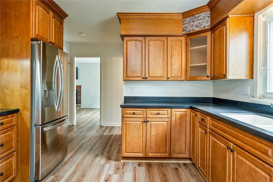 10 Matthew Drive, Perinton, New York 14450, Perinton, New York 14450, 3 Bedrooms Bedrooms, 9 Rooms Rooms,1 BathroomBathrooms,Residential,Closed,10 Matthew Drive, Perinton, New York 14450,0,R1624894