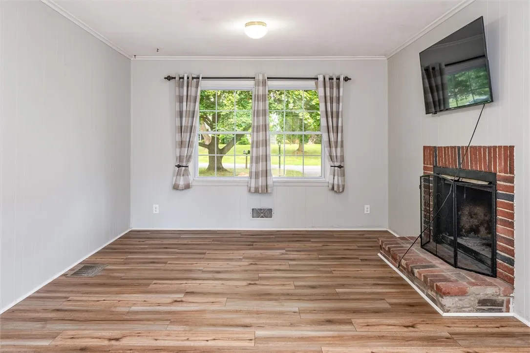 10 Matthew Drive, Perinton, New York 14450, Perinton, New York 14450, 3 Bedrooms Bedrooms, 9 Rooms Rooms,1 BathroomBathrooms,Residential,Closed,10 Matthew Drive, Perinton, New York 14450,0,R1624894