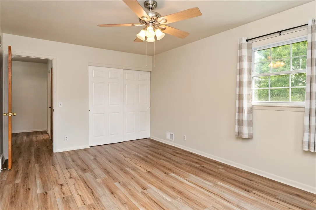 10 Matthew Drive, Perinton, New York 14450, Perinton, New York 14450, 3 Bedrooms Bedrooms, 9 Rooms Rooms,1 BathroomBathrooms,Residential,Closed,10 Matthew Drive, Perinton, New York 14450,0,R1624894