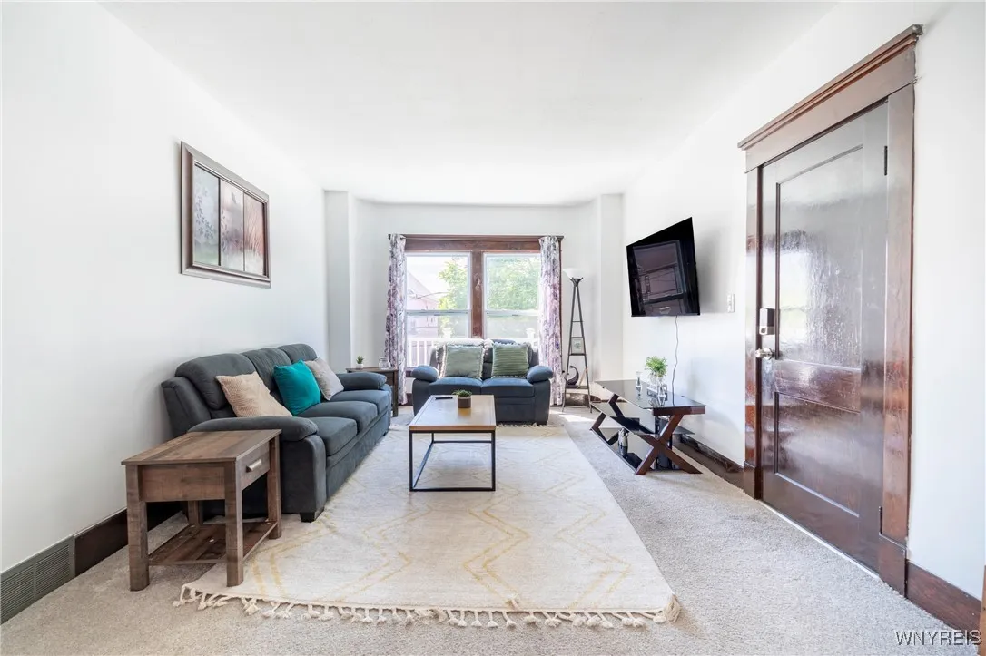 30 Macamley Street, Buffalo, New York 14220, Buffalo, New York 14220, 6 Bedrooms Bedrooms, ,2 BathroomsBathrooms,Residential,For Sale,30 Macamley Street, Buffalo, New York 14220,B1624915