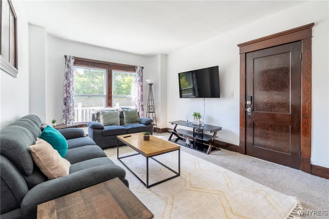 30 Macamley Street, Buffalo, New York 14220, Buffalo, New York 14220, 6 Bedrooms Bedrooms, ,2 BathroomsBathrooms,Residential,For Sale,30 Macamley Street, Buffalo, New York 14220,B1624915