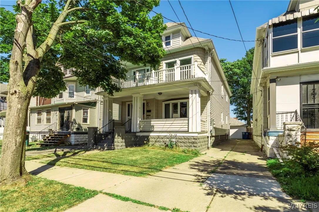 30 Macamley Street, Buffalo, New York 14220, Buffalo, New York 14220, 6 Bedrooms Bedrooms, ,2 BathroomsBathrooms,Residential,For Sale,30 Macamley Street, Buffalo, New York 14220,B1624915