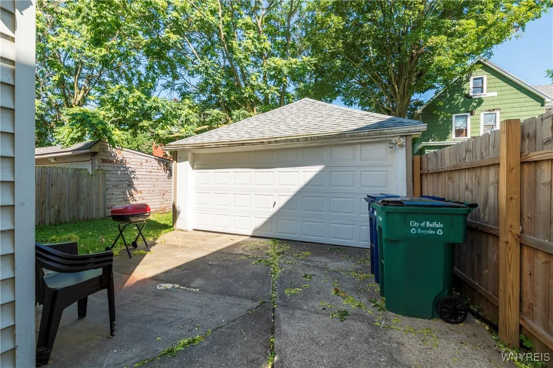 30 Macamley Street, Buffalo, New York 14220, Buffalo, New York 14220, 6 Bedrooms Bedrooms, ,2 BathroomsBathrooms,Residential,For Sale,30 Macamley Street, Buffalo, New York 14220,B1624915