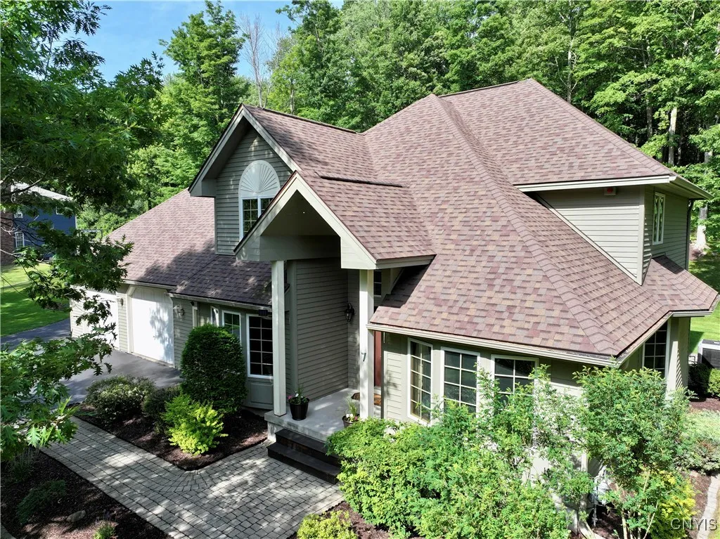 7 Kathleen Drive, Oswego, New York 13126, Oswego, New York 13126, 4 Bedrooms Bedrooms, 10 Rooms Rooms,2 BathroomsBathrooms,Residential,For Sale,7 Kathleen Drive, Oswego, New York 13126,0,S1624446