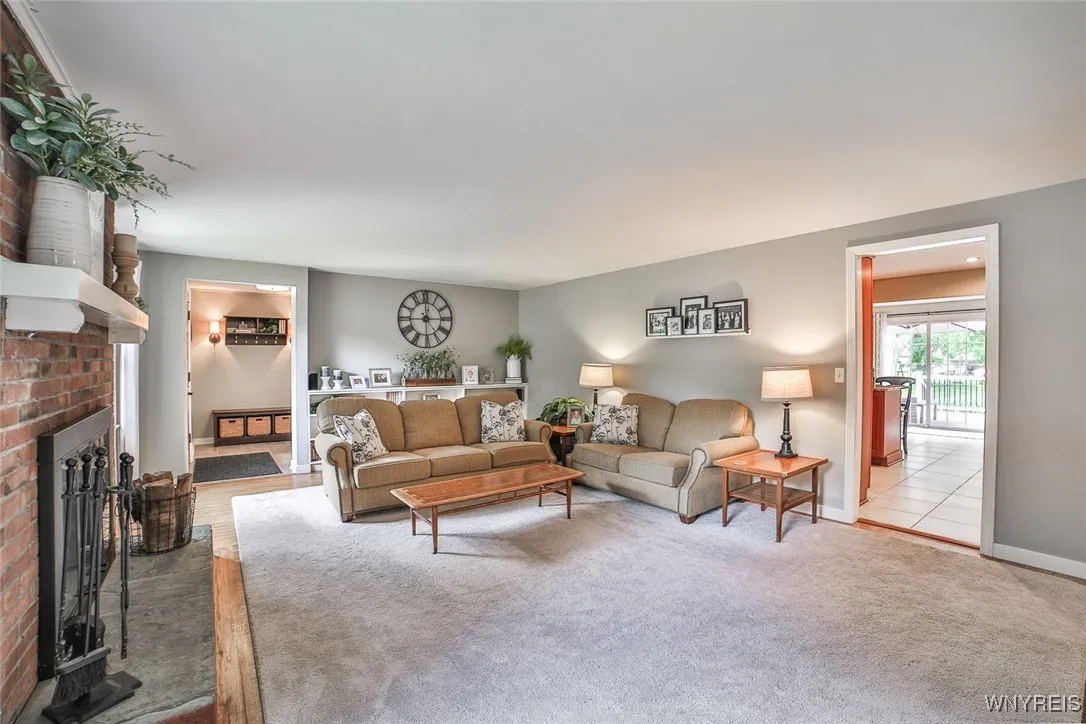 4530 Greenbriar Road, Clarence, New York 14221, Clarence, New York 14221, 3 Bedrooms Bedrooms, 8 Rooms Rooms,2 BathroomsBathrooms,Residential,For Sale,4530 Greenbriar Road, Clarence, New York 14221,B1624935