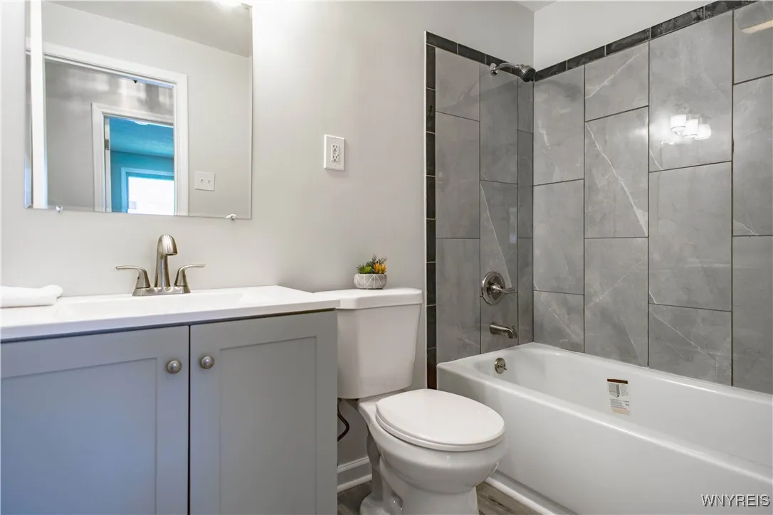 FULL BATH