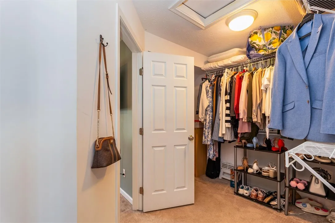 78 Rockwell Drive, Greece, New York 14468, Greece, New York 14468, 4 Bedrooms Bedrooms, 5 Rooms Rooms,2 BathroomsBathrooms,Residential,Closed,78 Rockwell Drive, Greece, New York 14468,0,R1624715