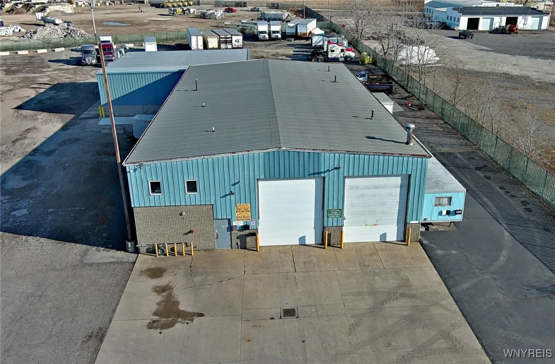 70 North Gates Avenue, Lackawanna, New York 14218, Lackawanna, New York 14218, ,Commercial Lease,For Rent,70 North Gates Avenue, Lackawanna, New York 14218,B1624946