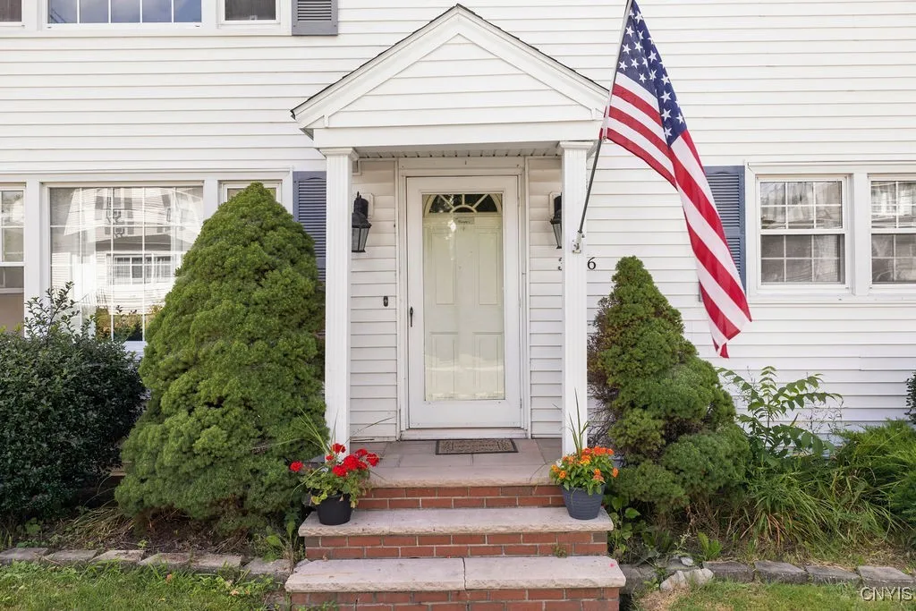 306 Darrow Avenue, Geddes, New York 13209, Geddes, New York 13209, 6 Bedrooms Bedrooms, ,2 BathroomsBathrooms,Residential,Closed,306 Darrow Avenue, Geddes, New York 13209,0,S1624696