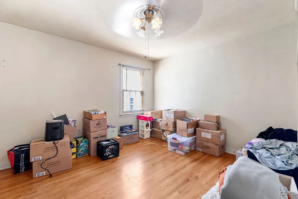 Downstairs Bedroom 1