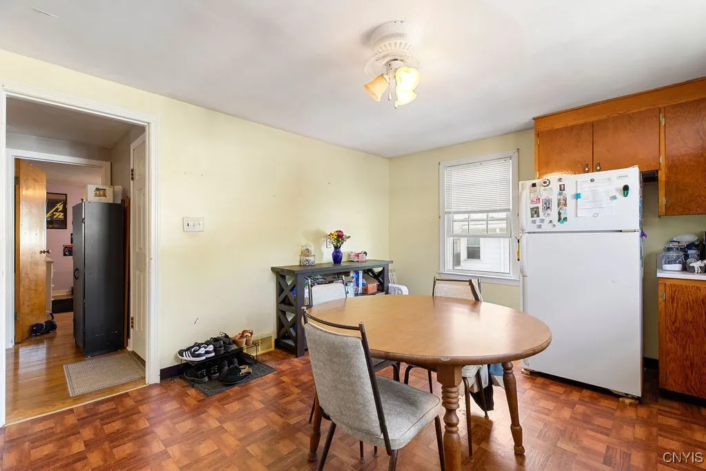 306 Darrow Avenue, Geddes, New York 13209, Geddes, New York 13209, 6 Bedrooms Bedrooms, ,2 BathroomsBathrooms,Residential,Closed,306 Darrow Avenue, Geddes, New York 13209,0,S1624696