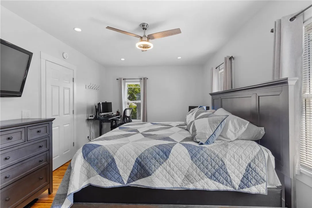 86 Henley Street, Rochester, New York 14612, Rochester, New York 14612, 3 Bedrooms Bedrooms, 8 Rooms Rooms,1 BathroomBathrooms,Residential,Closed,86 Henley Street, Rochester, New York 14612,0,R1624828