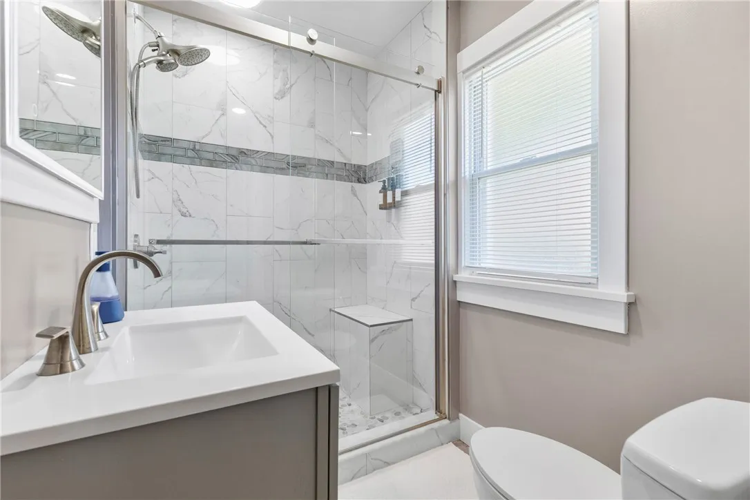 86 Henley Street, Rochester, New York 14612, Rochester, New York 14612, 3 Bedrooms Bedrooms, 8 Rooms Rooms,1 BathroomBathrooms,Residential,Closed,86 Henley Street, Rochester, New York 14612,0,R1624828