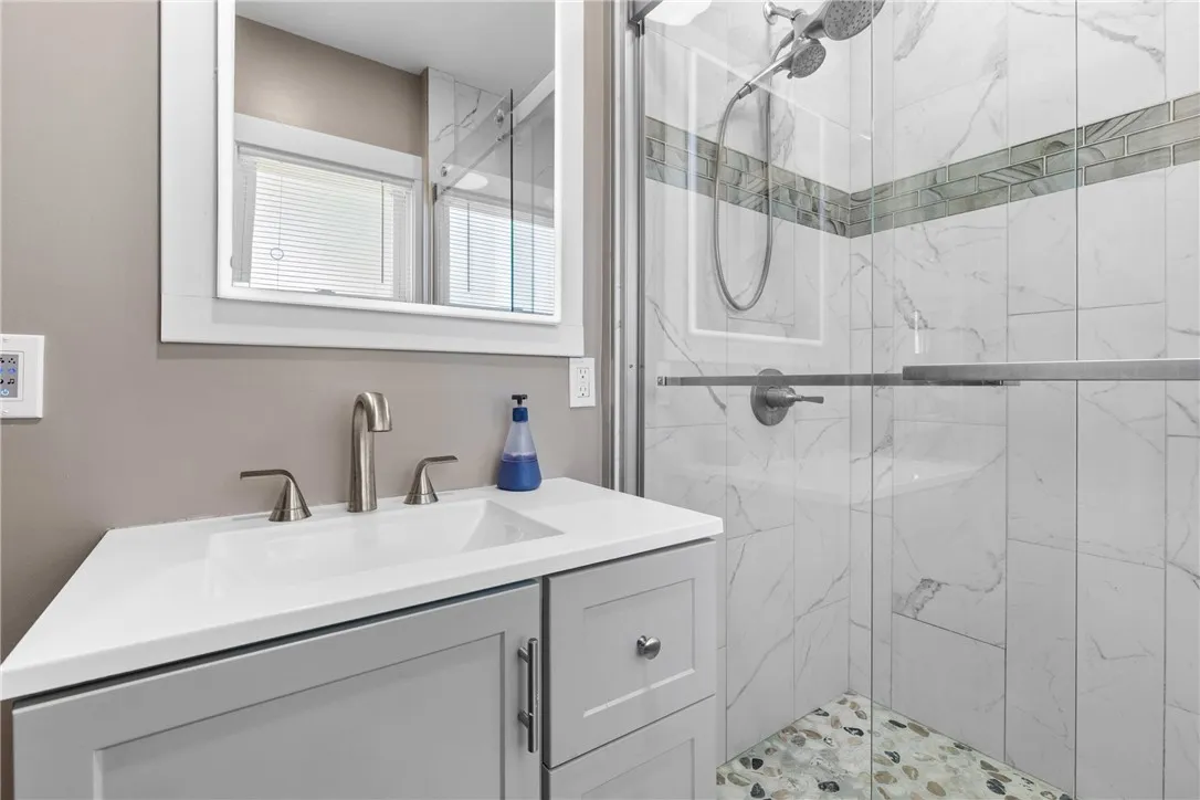 86 Henley Street, Rochester, New York 14612, Rochester, New York 14612, 3 Bedrooms Bedrooms, 8 Rooms Rooms,1 BathroomBathrooms,Residential,Closed,86 Henley Street, Rochester, New York 14612,0,R1624828