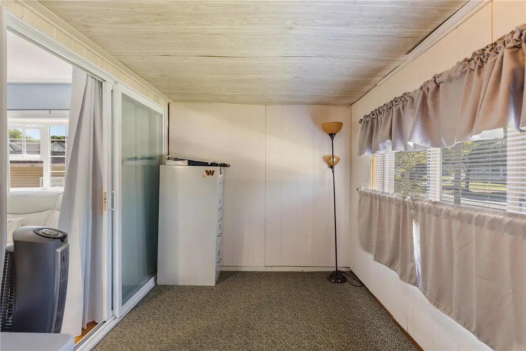 86 Henley Street, Rochester, New York 14612, Rochester, New York 14612, 3 Bedrooms Bedrooms, 8 Rooms Rooms,1 BathroomBathrooms,Residential,Closed,86 Henley Street, Rochester, New York 14612,0,R1624828