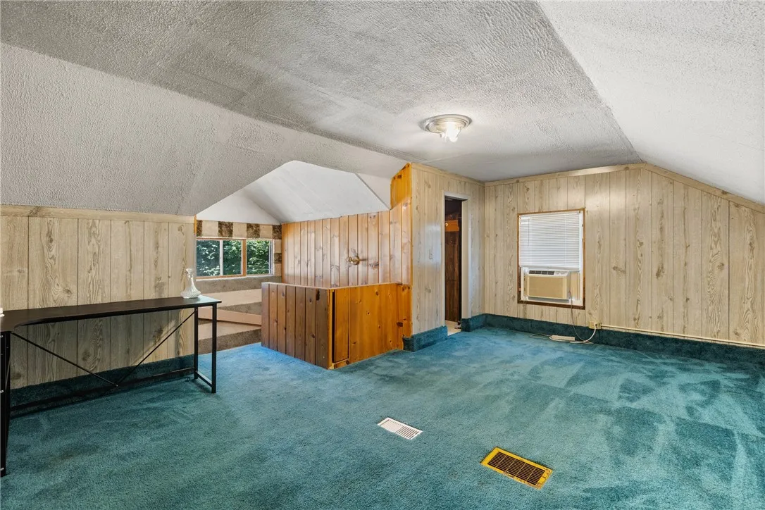 86 Henley Street, Rochester, New York 14612, Rochester, New York 14612, 3 Bedrooms Bedrooms, 8 Rooms Rooms,1 BathroomBathrooms,Residential,Closed,86 Henley Street, Rochester, New York 14612,0,R1624828