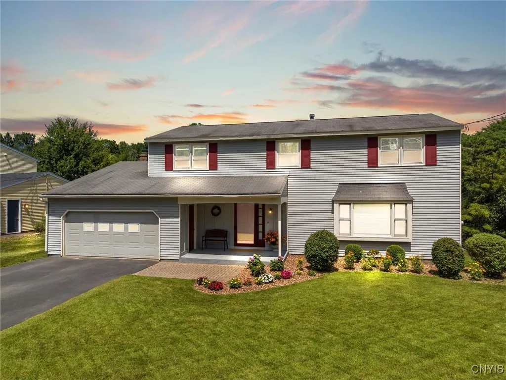 5240 Wethersfield Road, Dewitt, New York 13078, De Witt, New York 13078, 4 Bedrooms Bedrooms, 13 Rooms Rooms,2 BathroomsBathrooms,Residential,Closed,5240 Wethersfield Road, Dewitt, New York 13078,0,S1624919