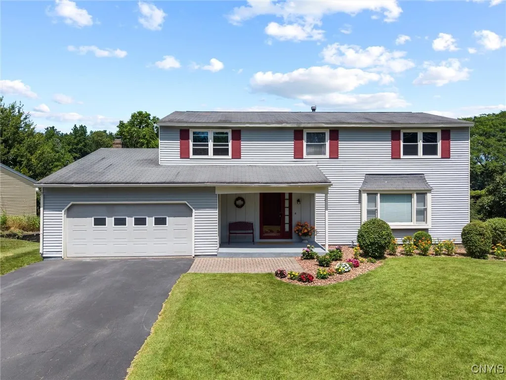 5240 Wethersfield Road, Dewitt, New York 13078, De Witt, New York 13078, 4 Bedrooms Bedrooms, 13 Rooms Rooms,2 BathroomsBathrooms,Residential,Closed,5240 Wethersfield Road, Dewitt, New York 13078,0,S1624919